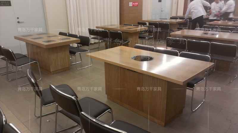  青島城陽(yáng)三利集團(tuán) 三利美食城